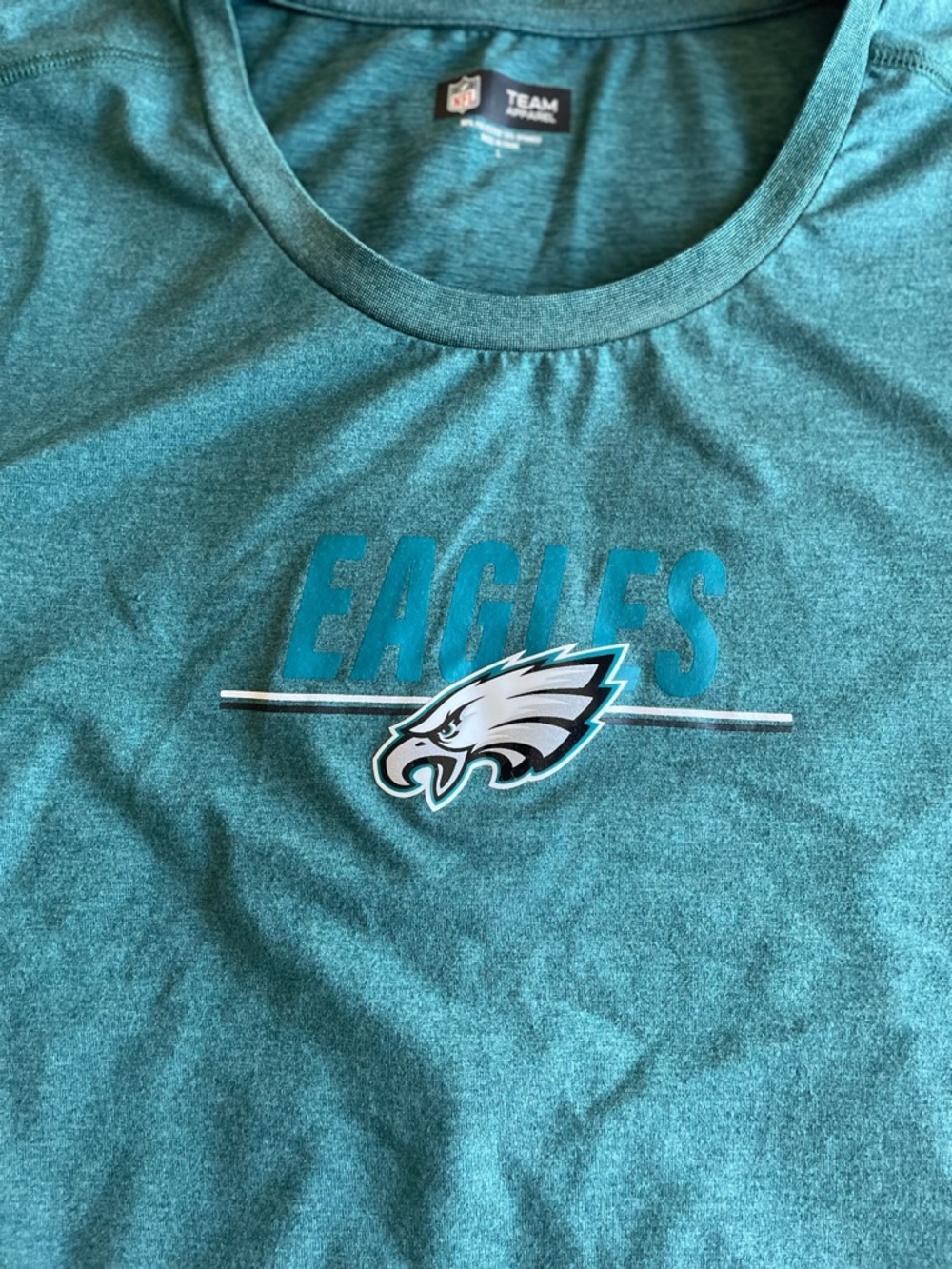 NFL Teal Team Apparel Short Sleeve Tee … E A G L E S … 🦅… EAGLES !!!💚💚💚💚Like new - Picture 2 of 3